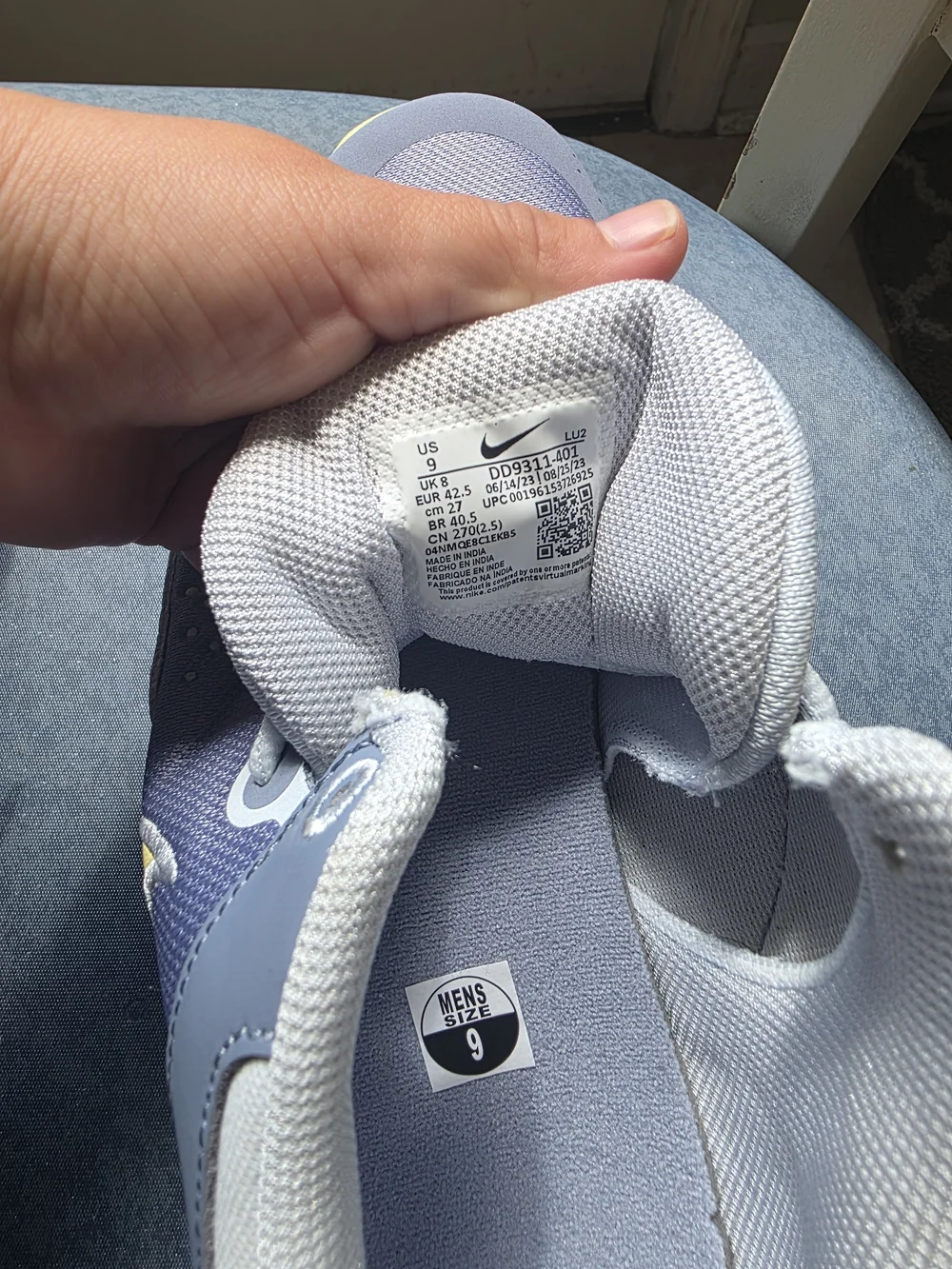 Nike Kids Sneakers in Light Blue with Yellow Trim